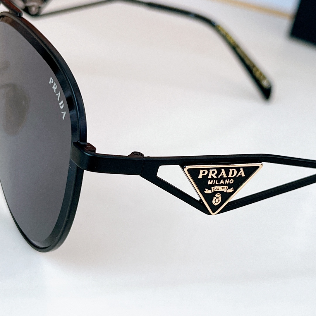  PRADA
MOD：SPR113W
Size：60口14 145
🔝🔝
