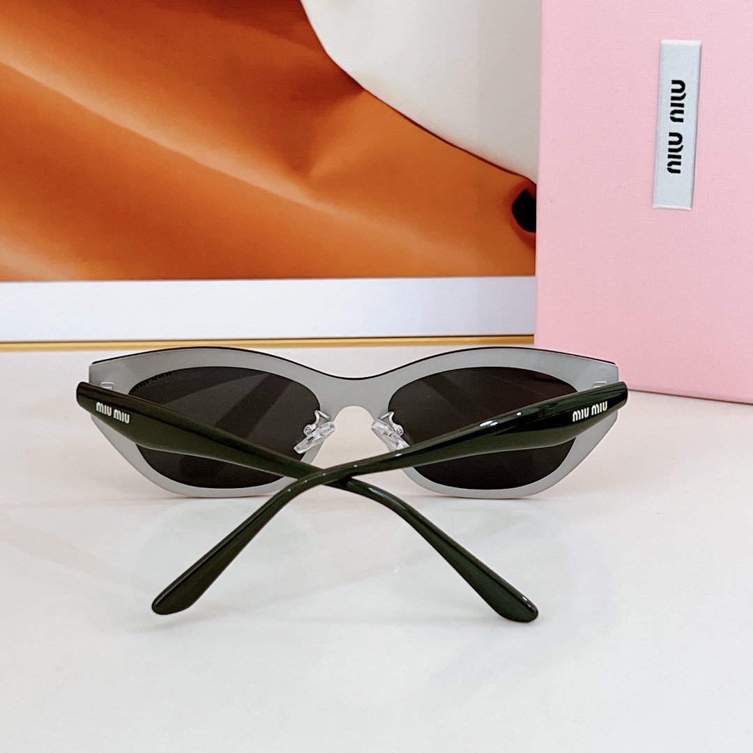  MIU MI*
MOD：SMU 57WS
Size：144口0-152
🔝🔝