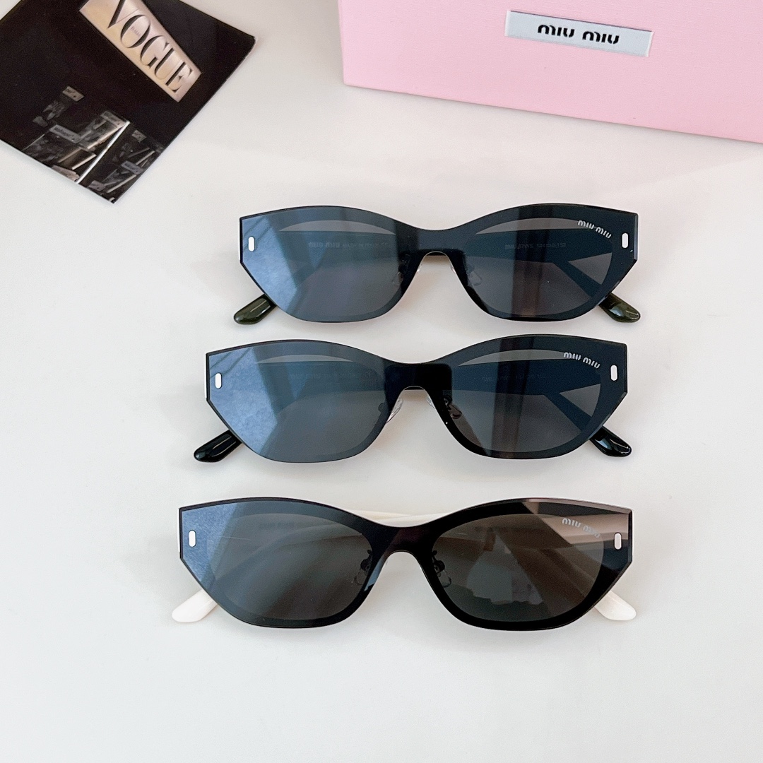  MIU MI*
MOD：SMU 57WS
Size：144口0-152
🔝🔝