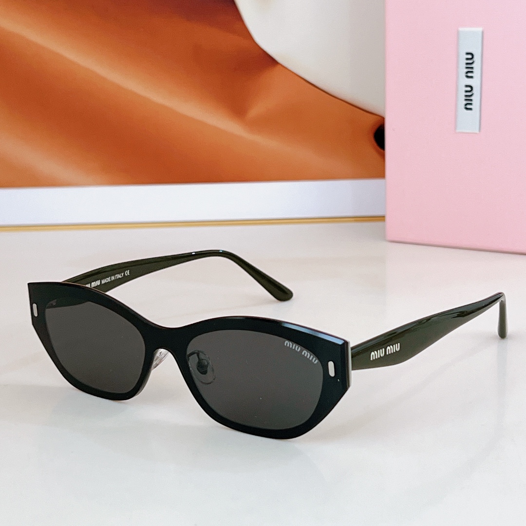  MIU MI*
MOD：SMU 57WS
Size：144口0-152
🔝🔝