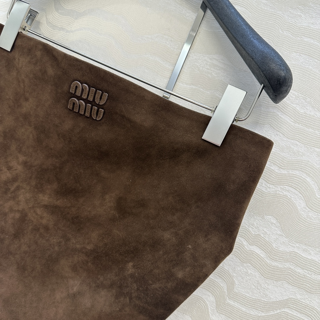 独家首发❤️高端品质控必入！miu系少女可露丽风🤎张元英同款🤎独家定制麂皮绒面工艺🤞知识分子复古棕色系麂
