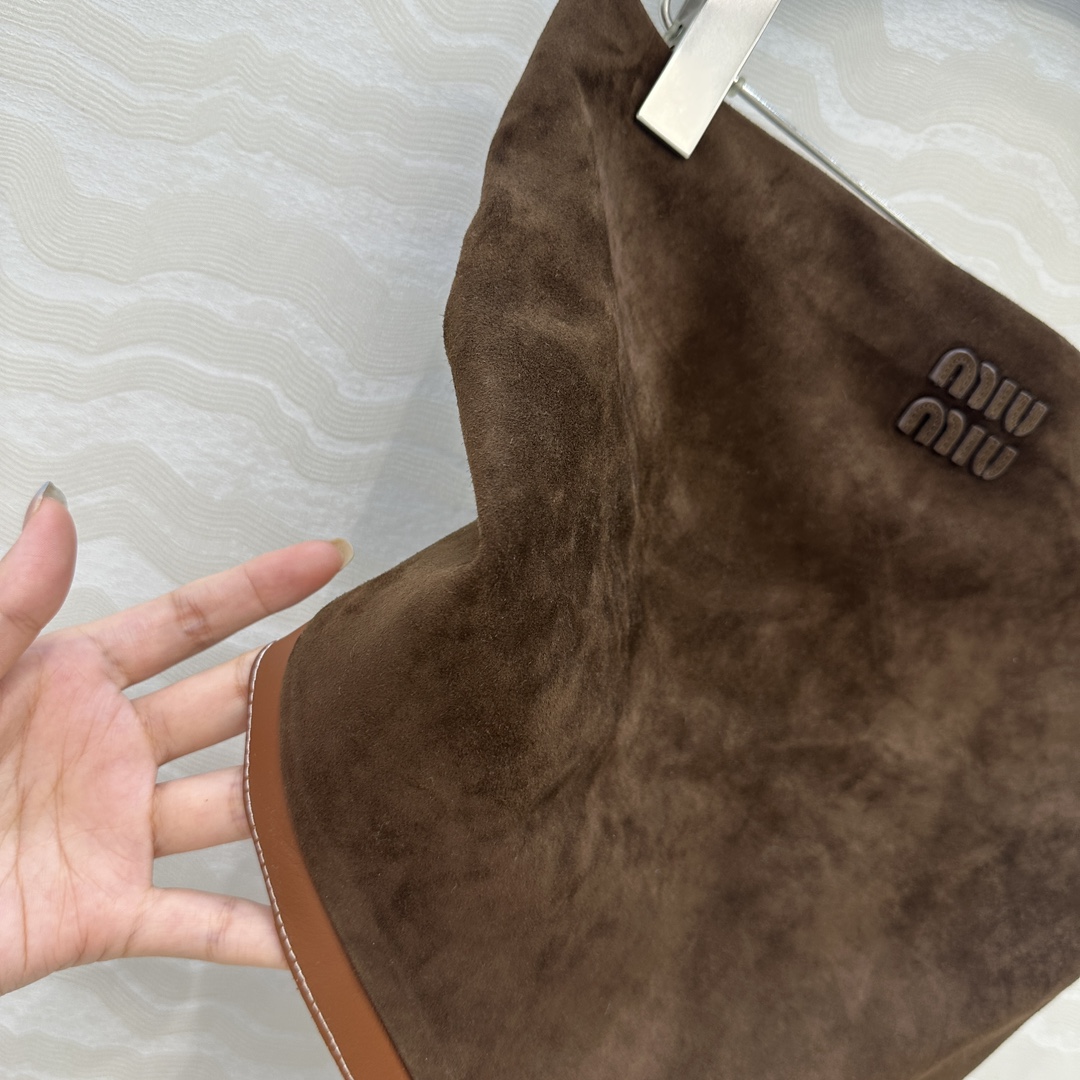 独家首发❤️高端品质控必入！miu系少女可露丽风🤎张元英同款🤎独家定制麂皮绒面工艺🤞知识分子复古棕色系麂
