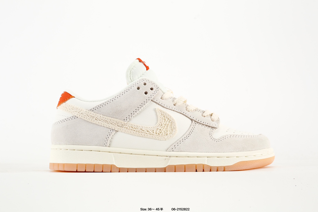 💰110
NK Dunk Low“Pink Paisley”珍珠粉这此配色采用全皮革制成,配有网眼鞋舌和衬里。它以白色为基调,珍珠粉色覆盖层,佩斯利标志和高跟鞋突出了这一点。粉红色橡胶外底上的白色中底完善了设计
货号:FD1449-100
码数:如图
编码:06-2152822