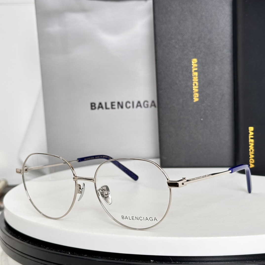 ‼️BALENCIAG*巴黎*世家⚜️⚜️⚜️MODEL：BB0168O ⚜️⚜️SIZE：56口17