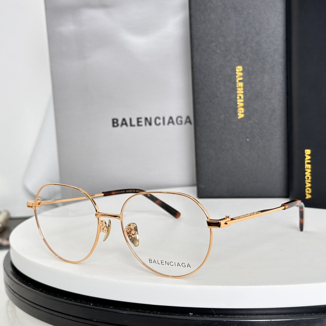 ‼️BALENCIAG*巴黎*世家⚜️⚜️⚜️MODEL：BB0168O ⚜️⚜️SIZE：56口17