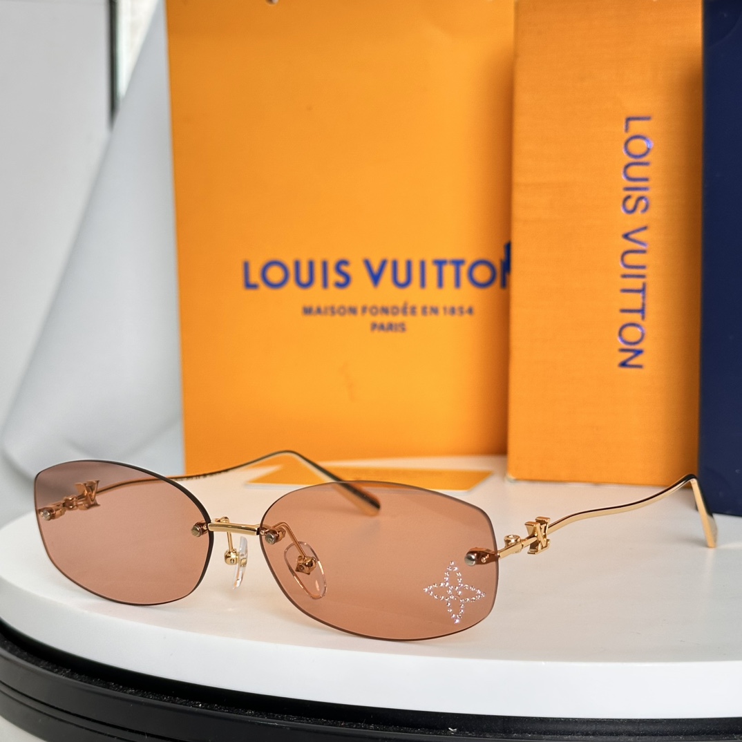  ‼️LOUIS VUITTO*镜片上花卉细节钻石
和 镜腿醒目标注金属LV标识
MODELZ2803U