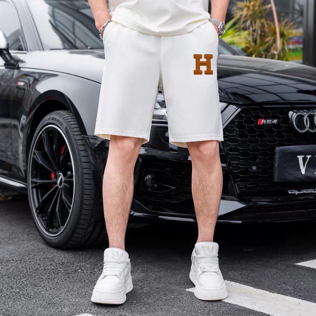 Hermès 品牌【HERMES 爱马仕】 2025新款男士短袖短裤套装 销售 市面高端版本 手感细腻柔软 让你穿着更加舒适 立体裁剪版型超赞 尺码:M-5XL下单请报身高体重