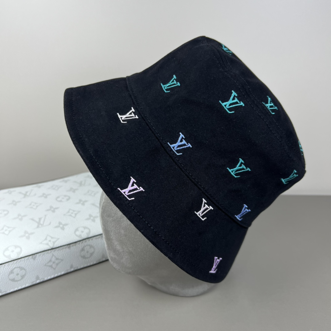 NO:351346,Louis Vuitton's new heavy industry creates high-end and elegant style, versatile and universal for both men and women!  Hat Straw Hat Fisherman Hat Baseball Hat, Hats, louis vuitton,louis vuitton,espadrilles,hats路易威登 LouisVuitton新款重工打造高端大气,百搭款男女通用！帽子草帽渔夫帽棒球帽,帽子,louis vuitton,louis vuitton,espadrilles,hats,hat