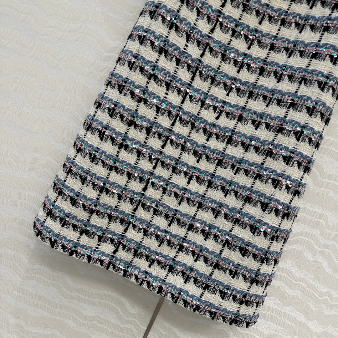 独家首发❤️原单品质❤️V系财阀千金穿搭！白富美必入～何超琼同款名媛风连衣裙！高定珠片彩纱格纹编织软花呢