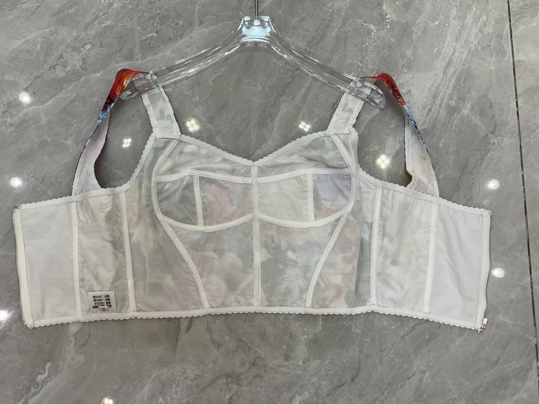 “Hard-Core Women’s Suit Set with Packaged DG, Tweed Tweezer, and Accessories” - 图片 4
