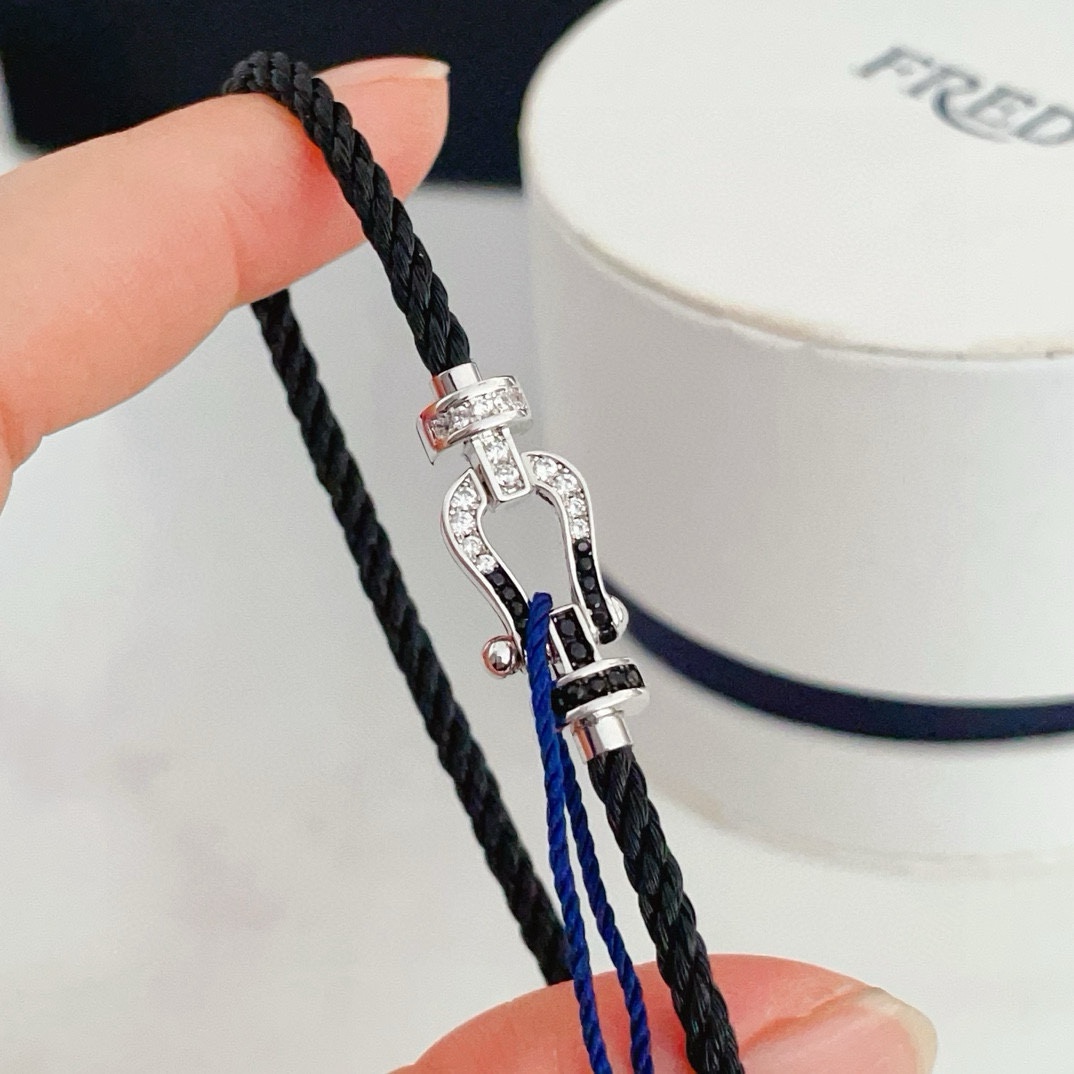 ¥380 Fired Fired Fired Line, FRED Freud Handline, full of drilled hoofs, bracelets, fashionable styles! !1 高1 高 ! ! ! - 图片 2