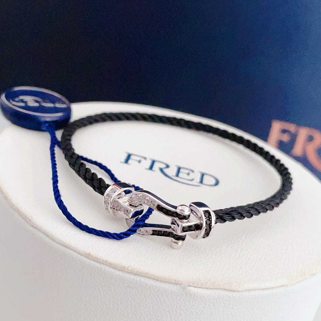 ¥380 Fired Fired Fired Line, FRED Freud Handline, full of drilled hoofs, bracelets, fashionable styles! !1 高1 高 ! ! !