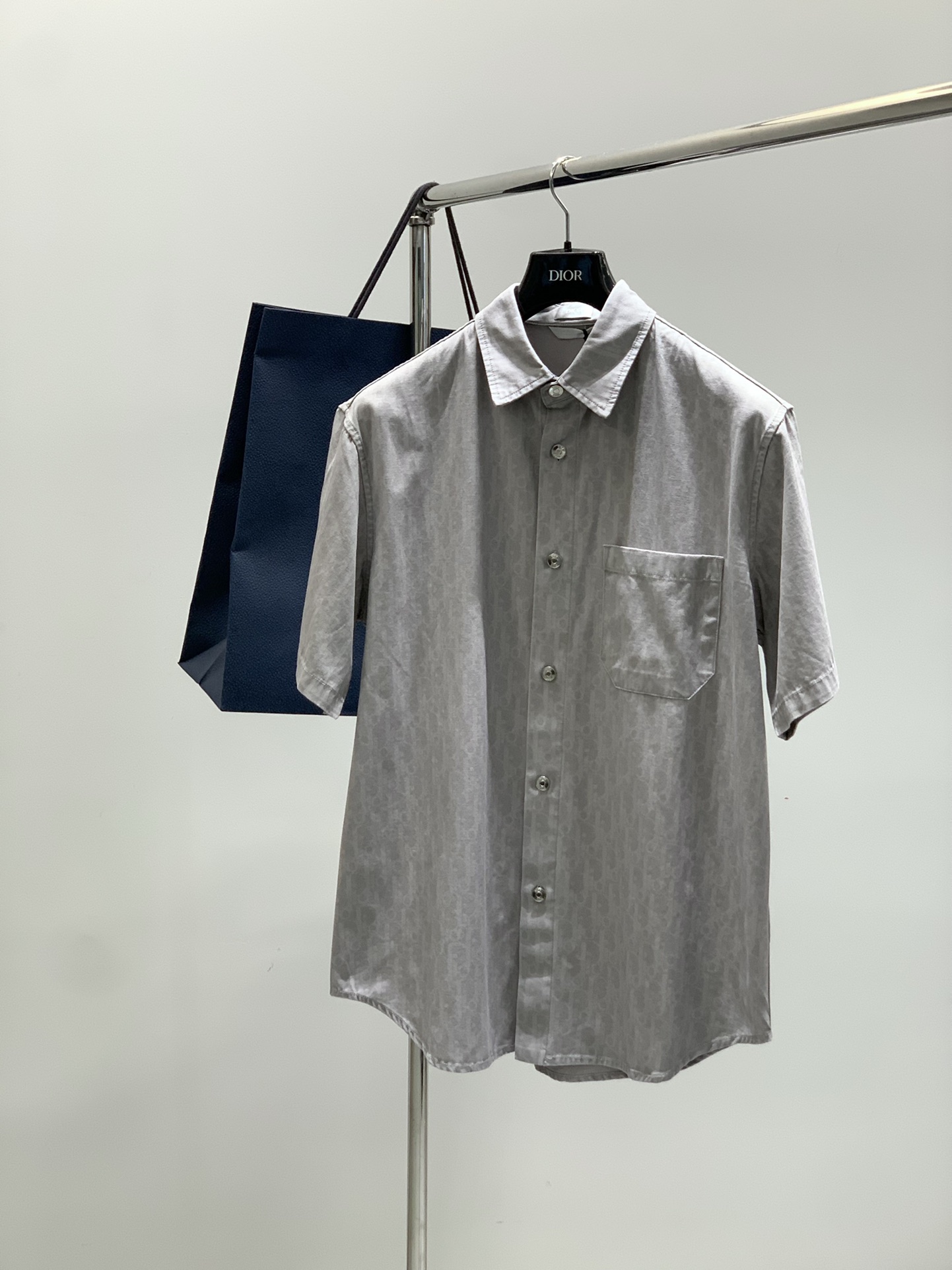 衣服，短裤，Dior 迪奥， 2025夏季新品，专柜同步有售，简约时尚休闲短袖套装，原版进口面料，舒适透
