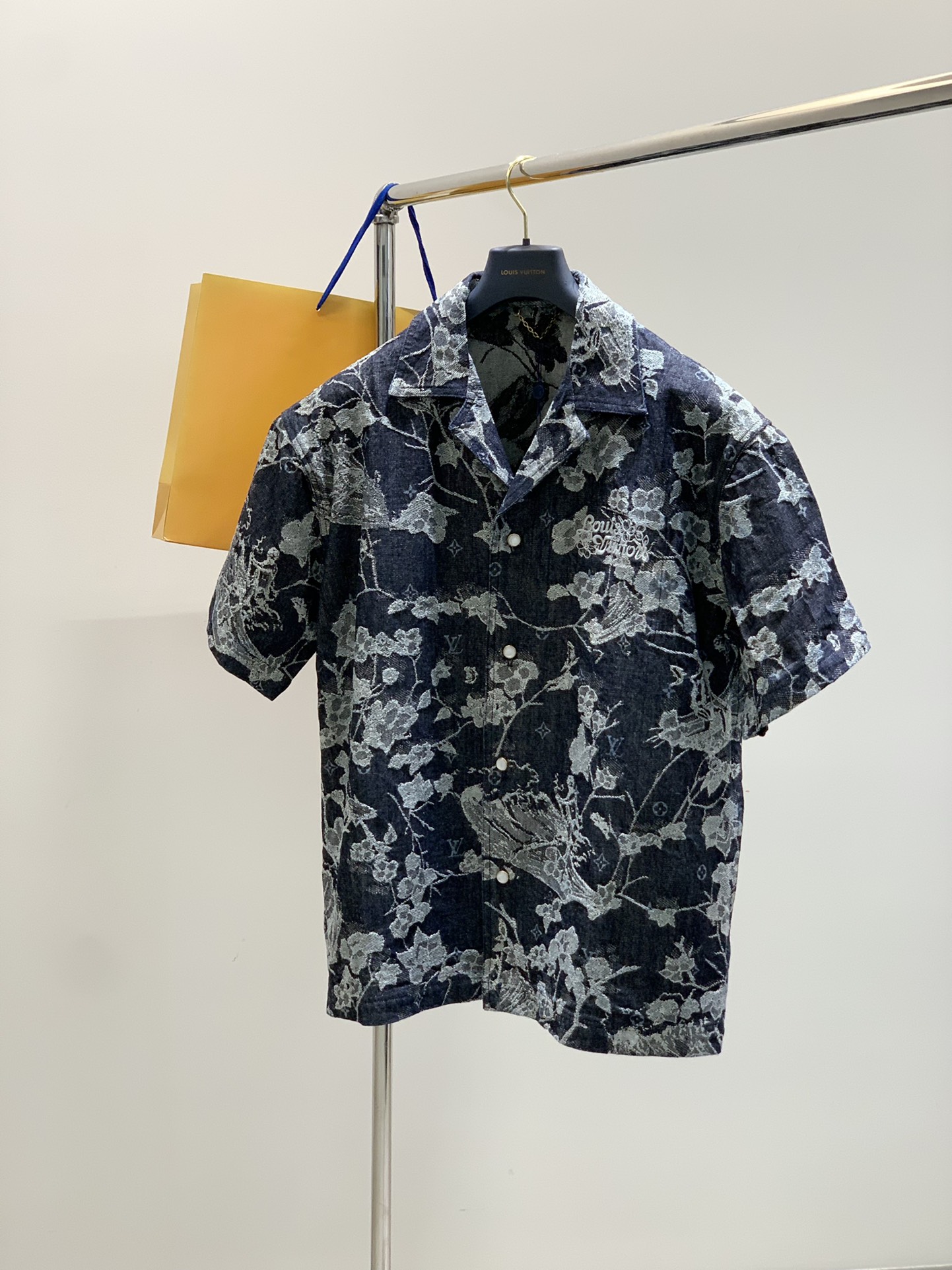 衣服，裤子，LouisVuitton 路易威登，2025春季最新款，专柜同步有售，原单狠货，时尚休闲牛仔