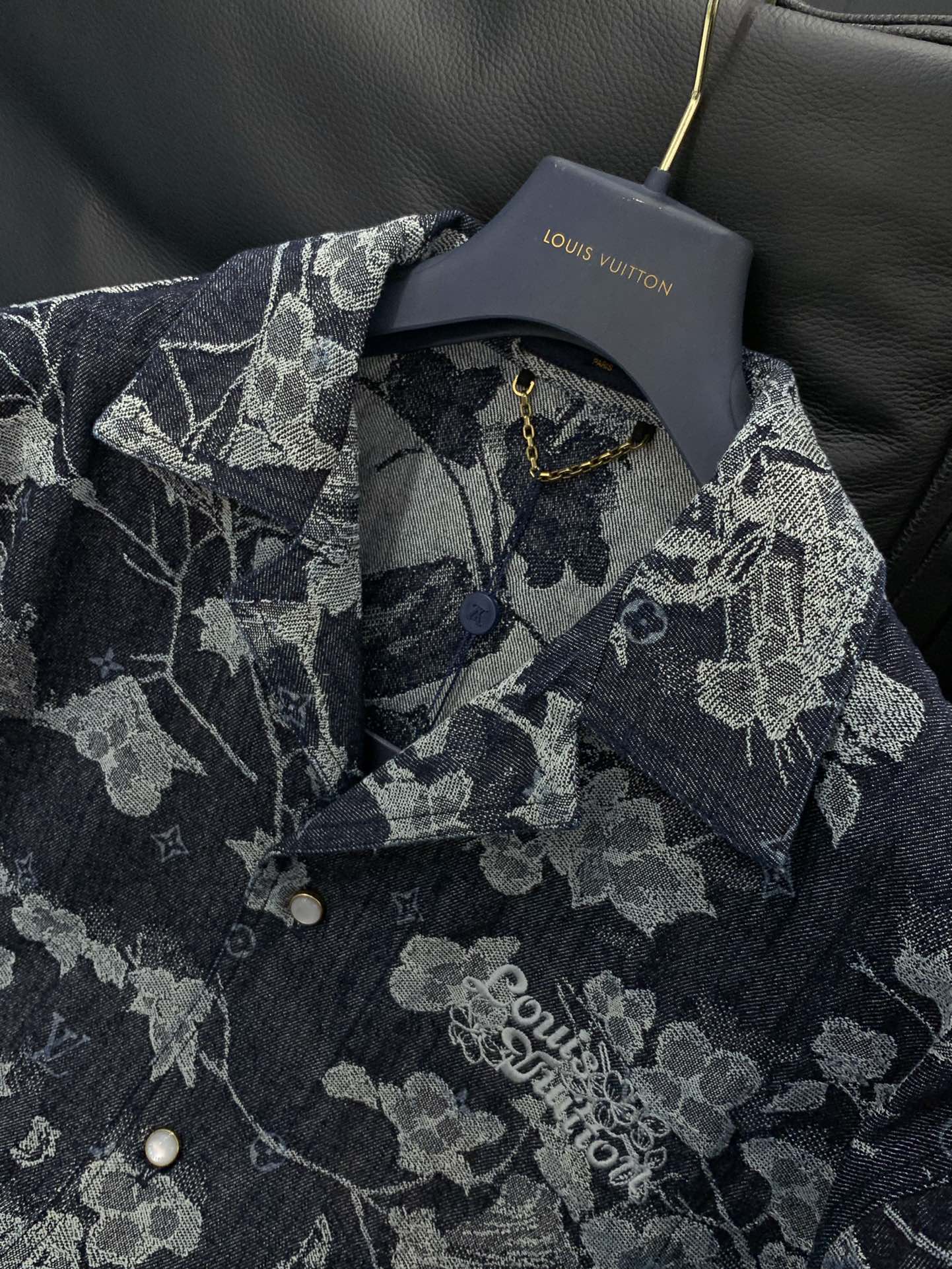 衣服，裤子，LouisVuitton 路易威登，2025春季最新款，专柜同步有售，原单狠货，时尚休闲牛仔