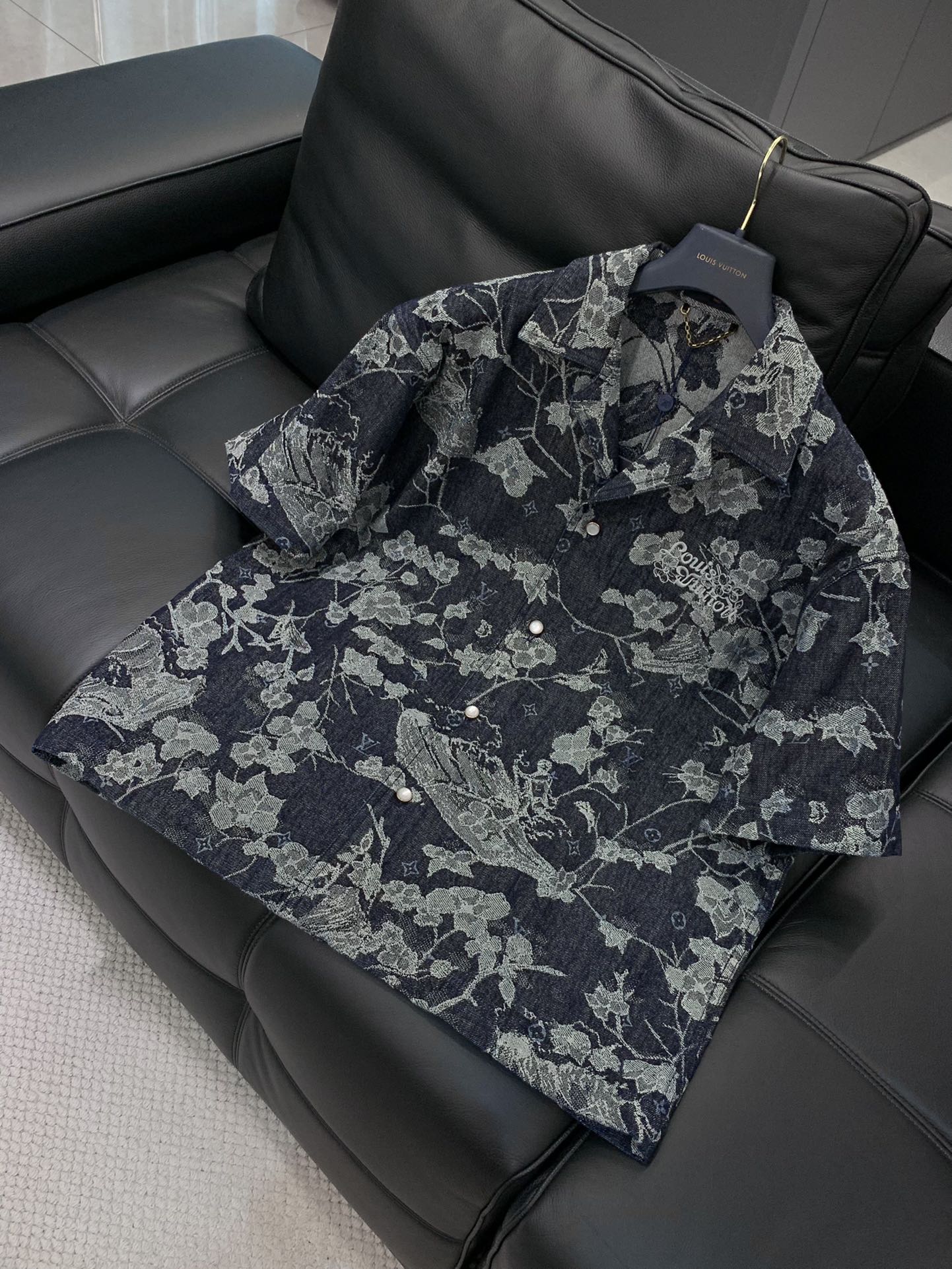 衣服，裤子，LouisVuitton 路易威登，2025春季最新款，专柜同步有售，原单狠货，时尚休闲牛仔