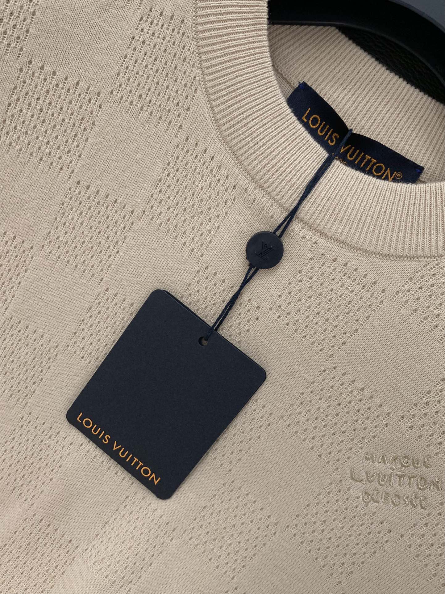，LouisVuitton 路易威登，2025夏季最新款，专柜同步有售，原单狠货，时尚休闲圆领短袖T恤，