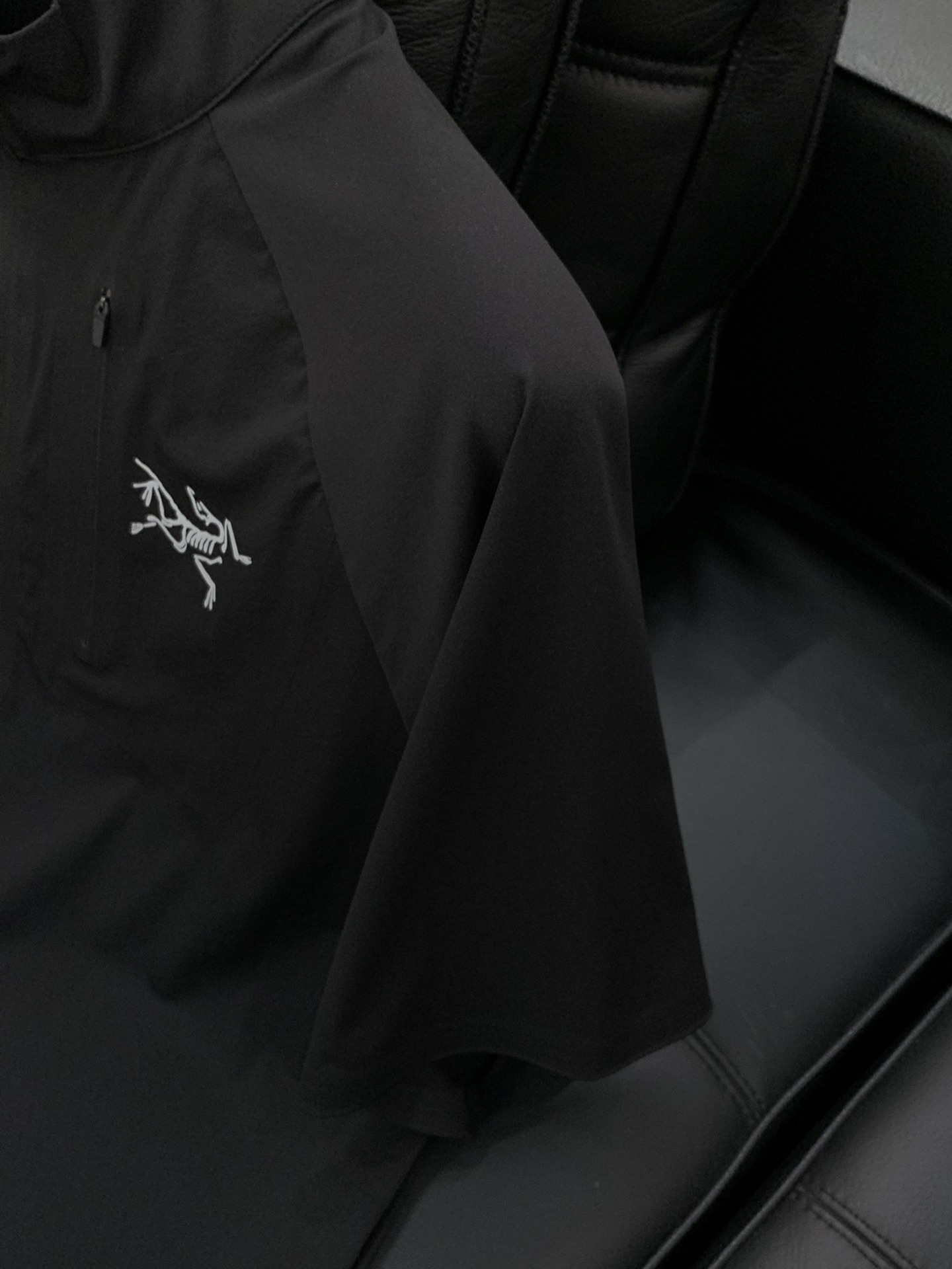 ，ARCTERYX 始祖鸟，2025夏季AW新品，时尚休闲圆领短袖T恤，专柜同步有售，原单狠货，进口原版