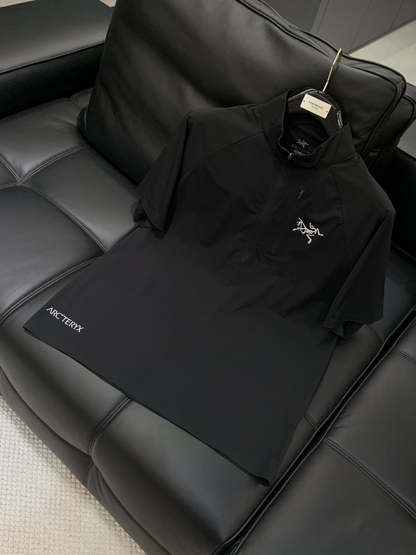 ，ARCTERYX 始祖鸟，2025夏季AW新品，时尚休闲圆领短袖T恤，专柜同步有售，原单狠货，进口原版