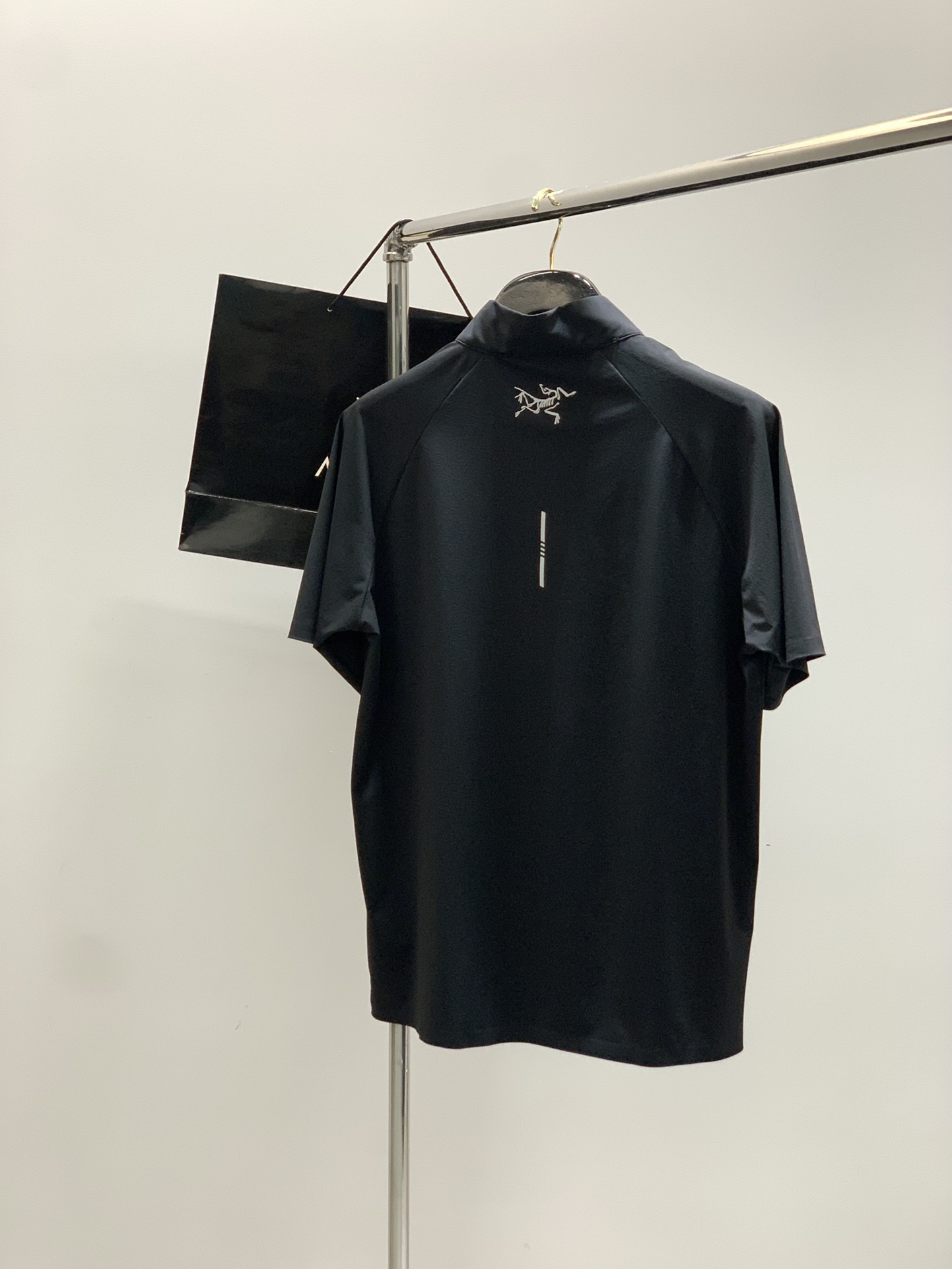 ，ARCTERYX 始祖鸟，2025夏季AW新品，时尚休闲圆领短袖T恤，专柜同步有售，原单狠货，进口原版