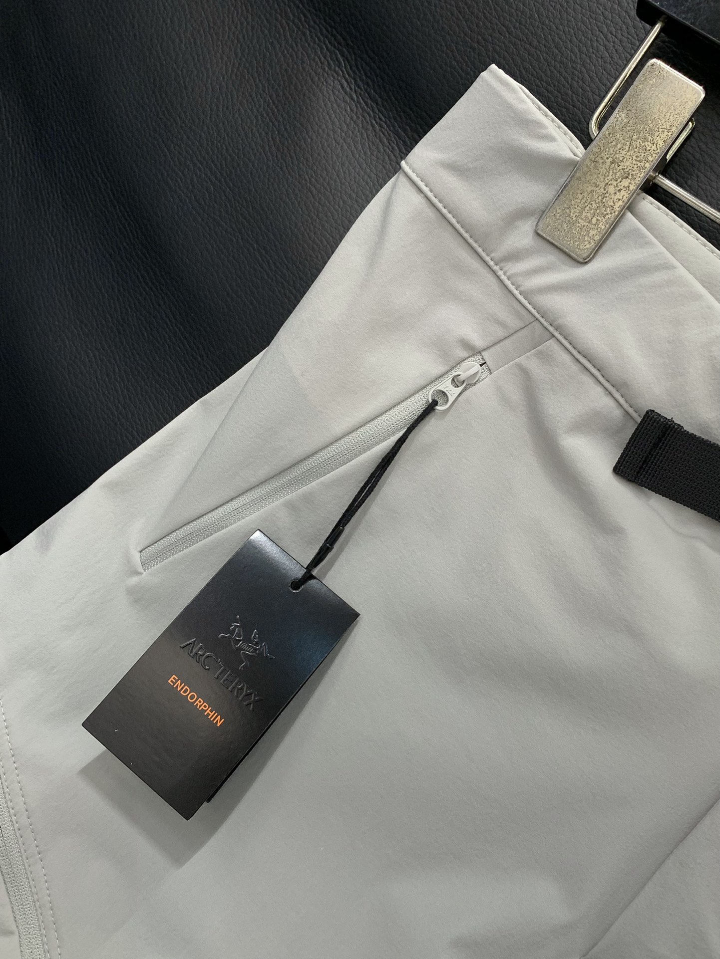 ，ARCTERYX 始祖鸟，2025夏季新品，时尚休闲短裤，专柜同步有售，原单狠货，采用进口原版面料，顶