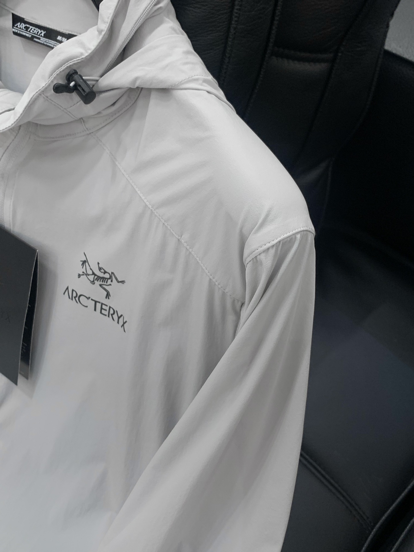 ，ARCTERYX 始祖鸟，2025夏季AW新品，时尚休闲连帽防晒外套，专柜同步有售，原单狠货，进口原版