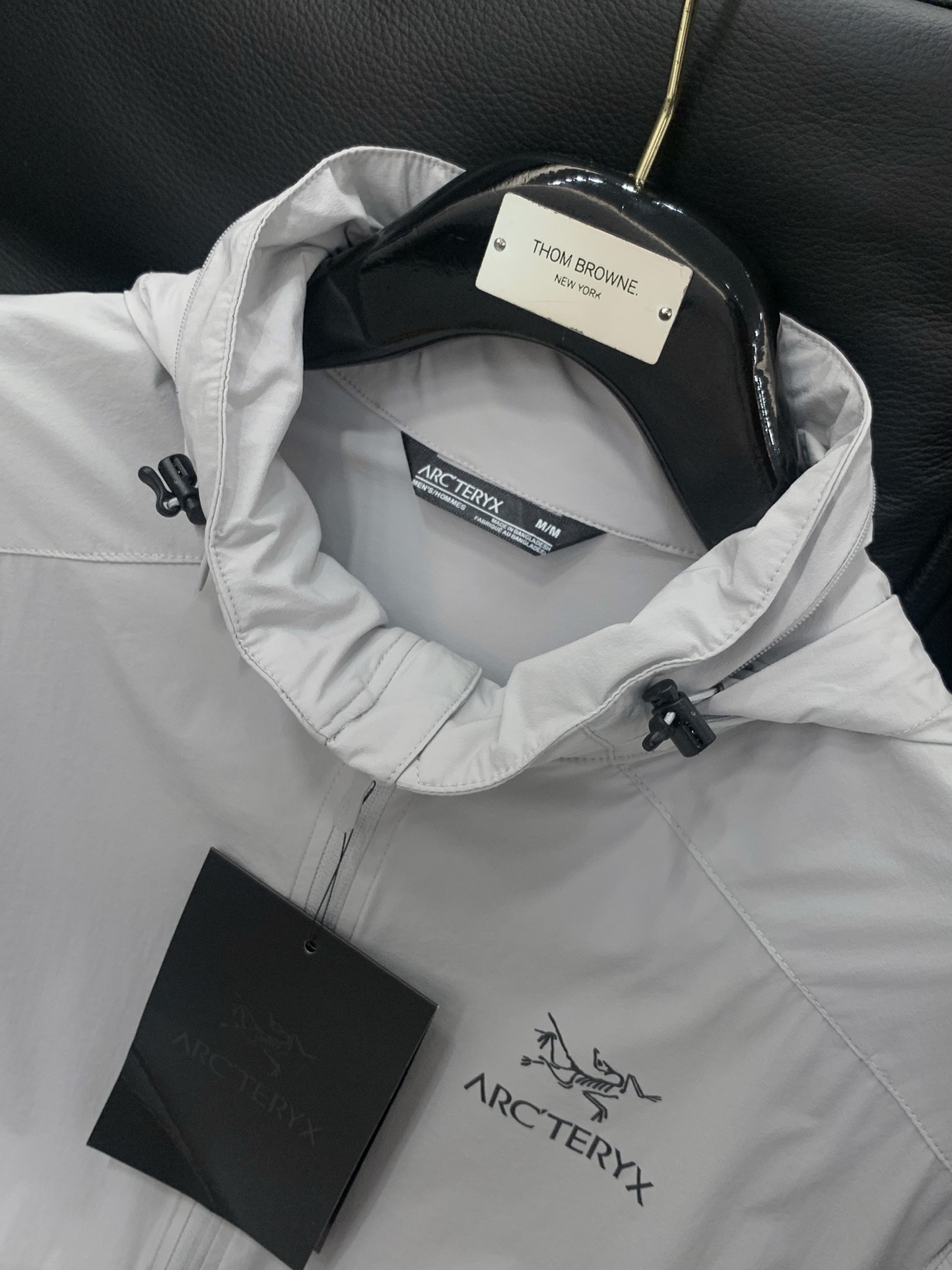，ARCTERYX 始祖鸟，2025夏季AW新品，时尚休闲连帽防晒外套，专柜同步有售，原单狠货，进口原版
