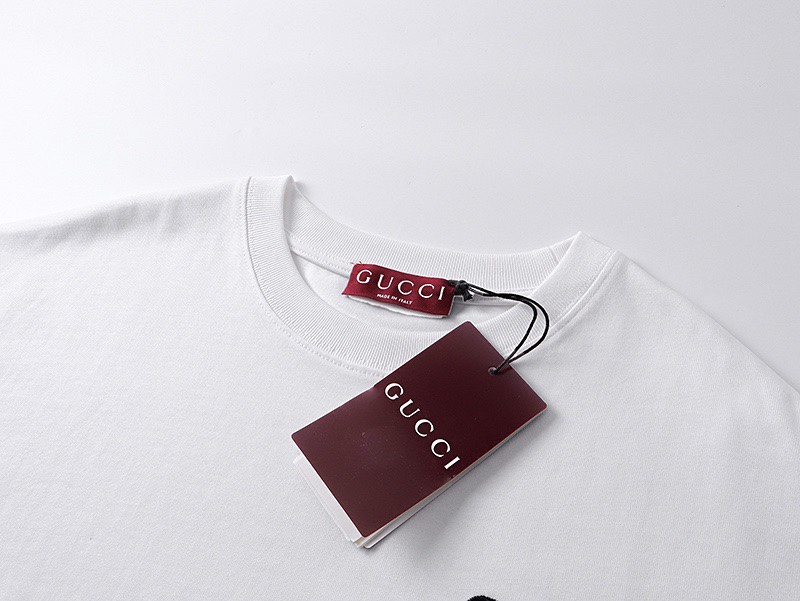 古驰/Gucci 夏季新款 小标刺绣圆领短袖T恤 白色-Chinese UA Cheap High Quatity Brand Clothes Bags handbags Sneakers wholesale wholesaler seller from China Factory suppliers Fashion Clothing Shoes best Quality Beautiful Price 古驰/Gucci 夏季新款 小标刺绣圆领短袖T恤 白色