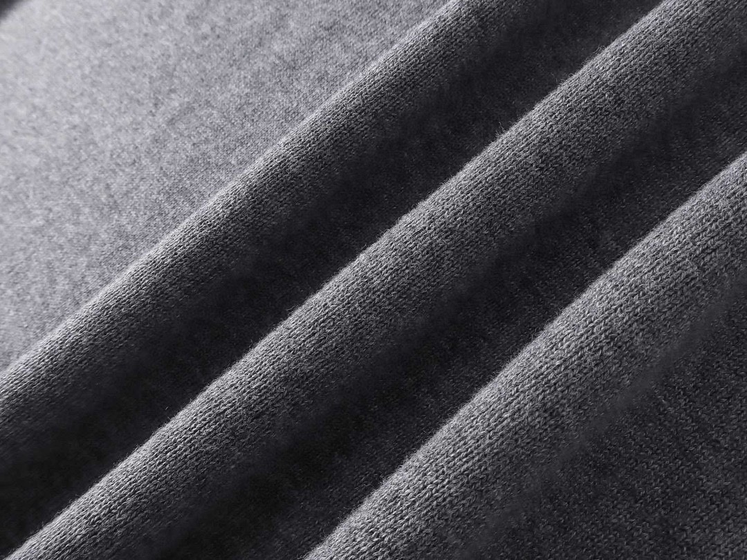 路易威登/Louis Vuitton 夏季新款 提花烫钻针织圆领短袖 灰色