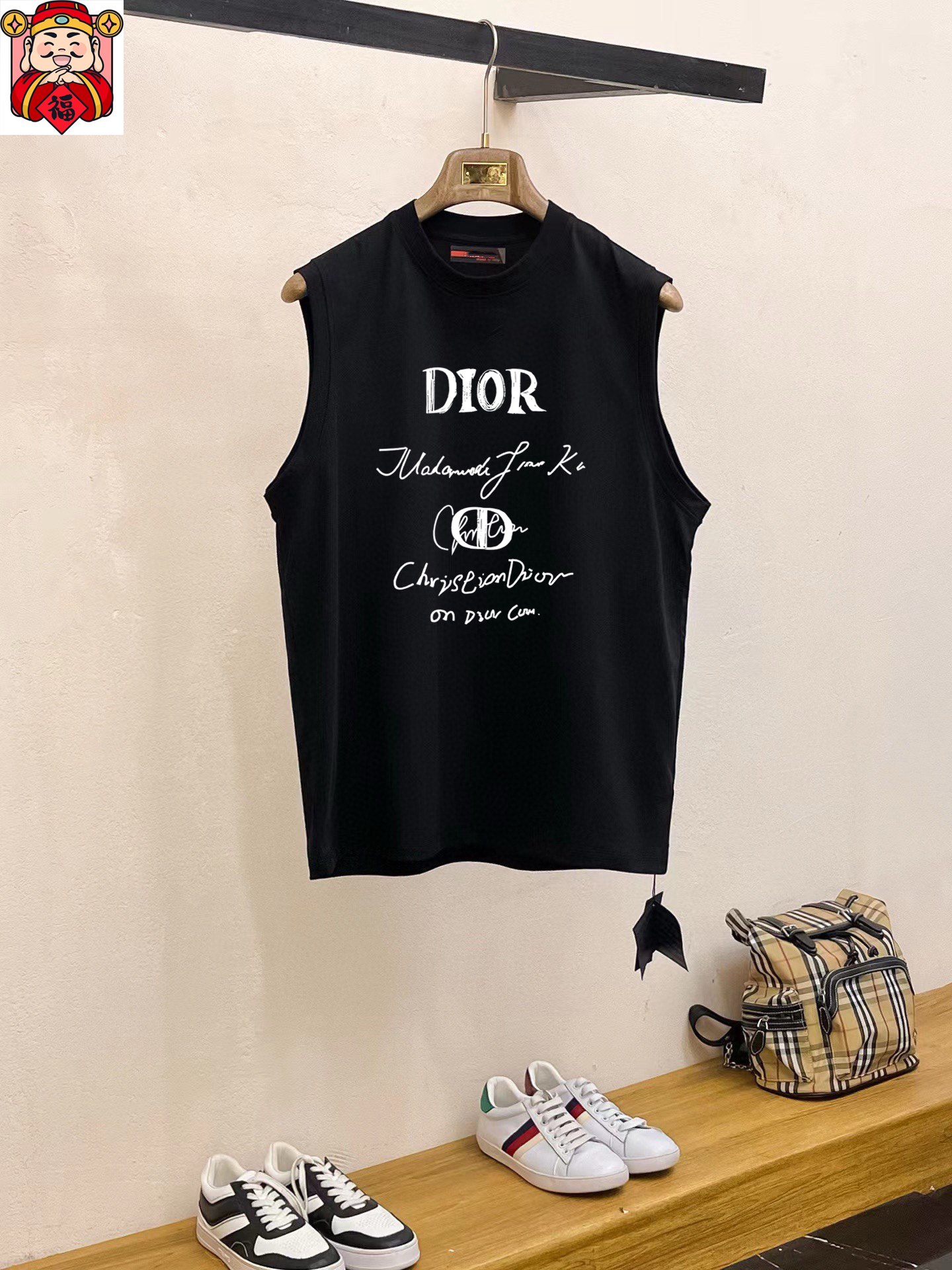 Dior 品牌【DIOR迪奥】2025夏季新品背心T袖 简约款式 任何人都可以轻松驾驶 进口定制丝光棉面料 手软舒适有型 吸汗透气