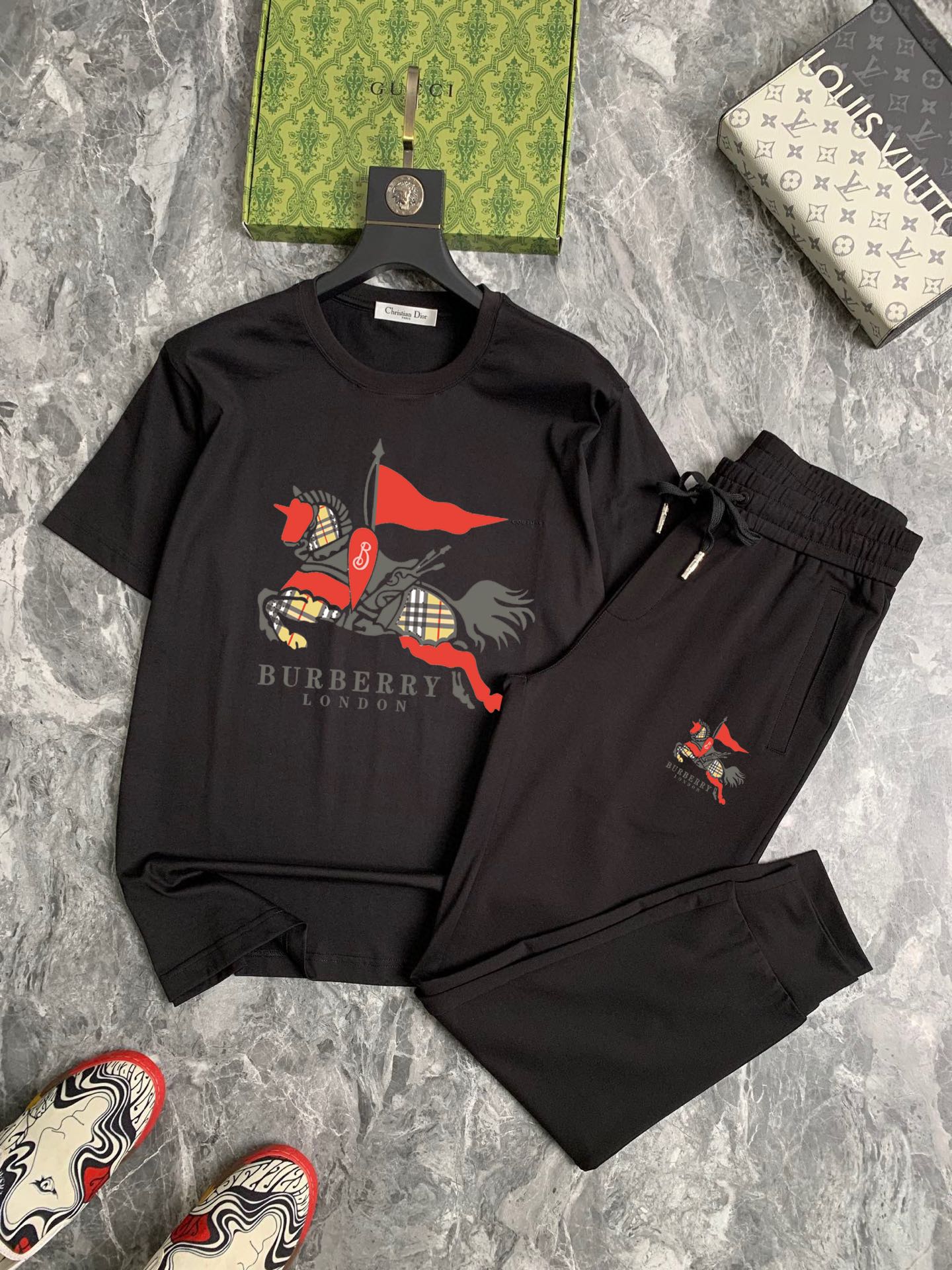 Burberry BURBERRY 巴宝莉 (胖子福音) 2025 世界知名奢侈品牌