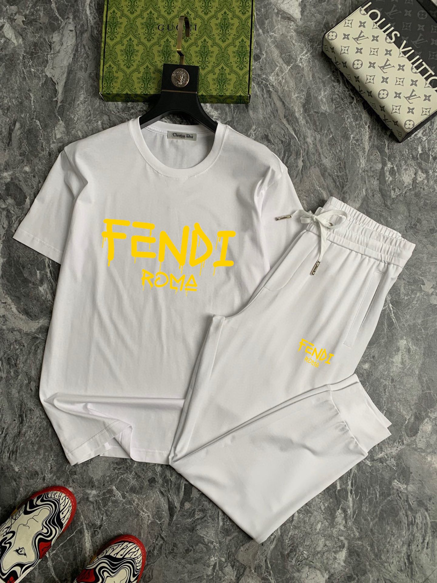 Fendi FENDI 芬迪 (胖子福音) 2025 世界知名奢侈品牌