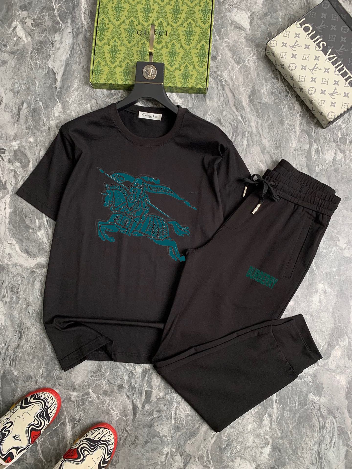 Burberry BURBERRY 巴宝莉 (胖子福音) 2025 世界知名奢侈品牌