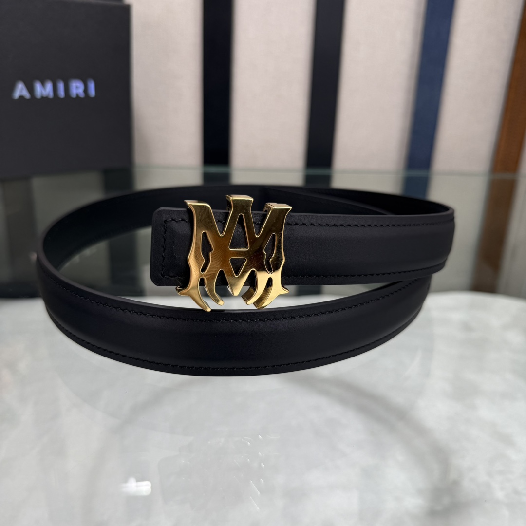 爱美丽AMIRI最新网红爆款双面牛皮皮带配原装盒专柜同步3.0宽新款上市了，原版牛皮，搭配钢扣，优雅，