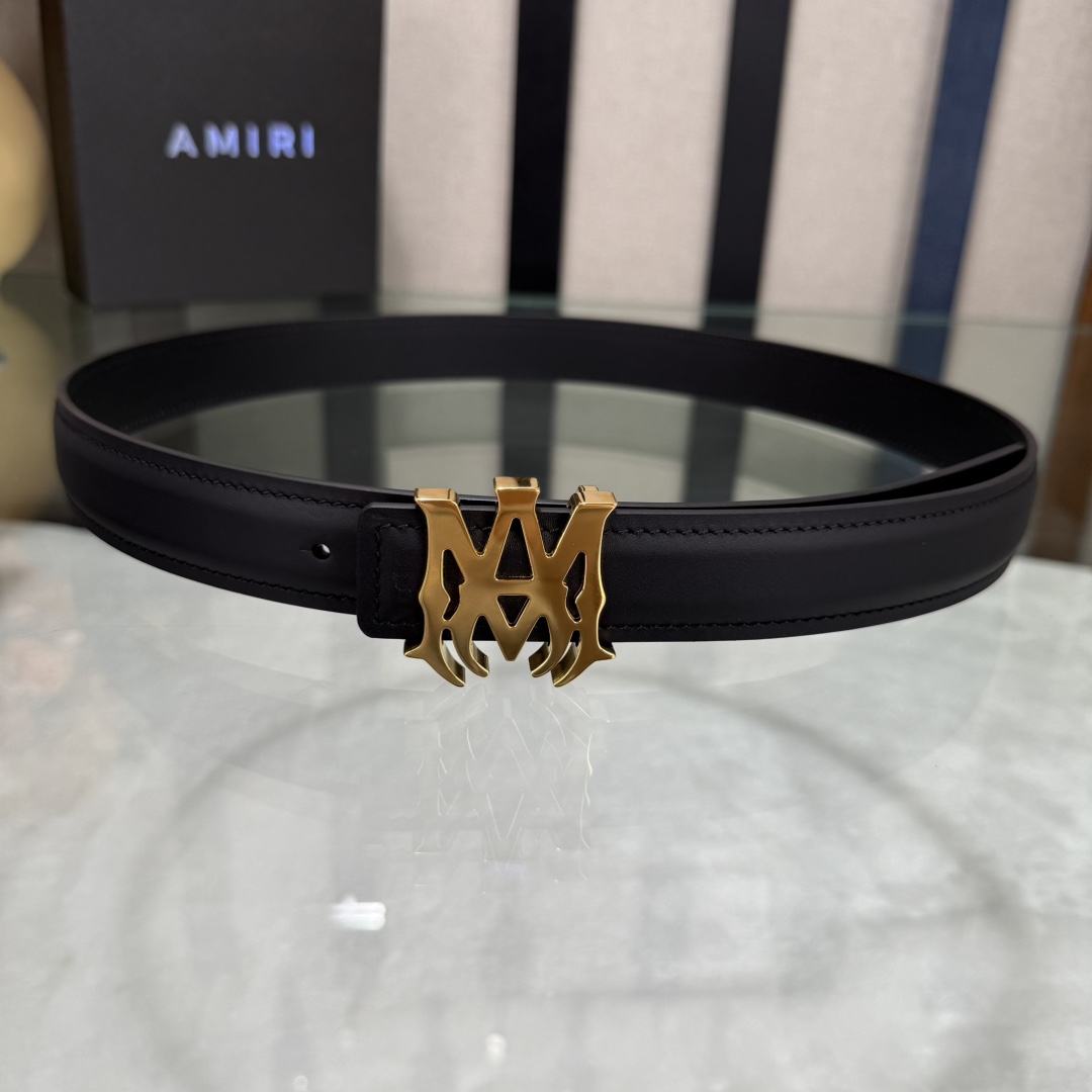  爱美丽AMIRI最新网红爆款双面牛皮皮带配原装盒专柜同步3.0宽新款上市了，原版牛皮，搭配钢扣，优雅，