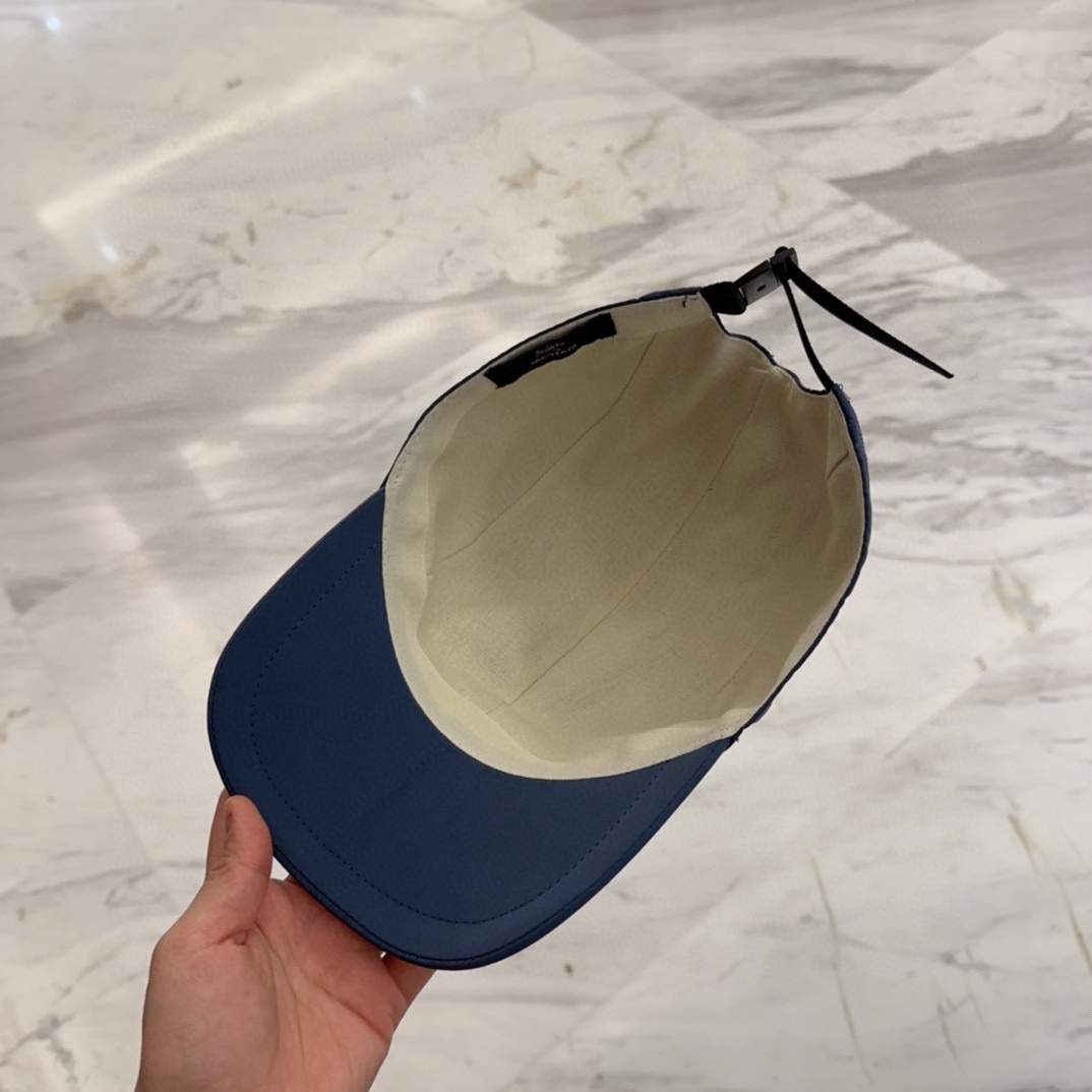 

始祖鸟 新款高版本棒球帽，大牌同步，超好搭配，出货！