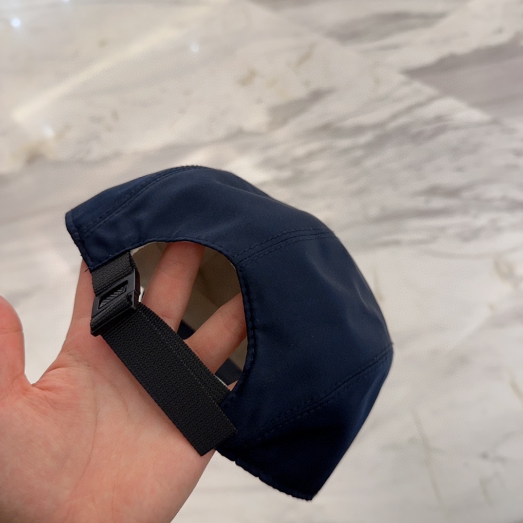 

始祖鸟 新款高版本棒球帽，大牌同步，超好搭配，出货！