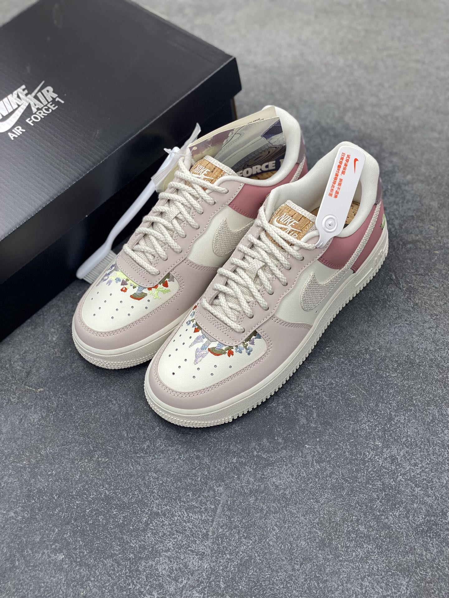 图片[8]-HY版本💯 Air Force 1 Nike Low 白蓝灰 原楦头原纸板 打造纯正空军版型 专注外贸渠道 全掌内置蜂窝气垫 #原盒配件 原厂中底钢印、拉帮完美 货号：IB8874-111 尺码：35.5 36 36.5 37.5 38 38.5 39 40 40.5 41 42 42.5 43-选品中心