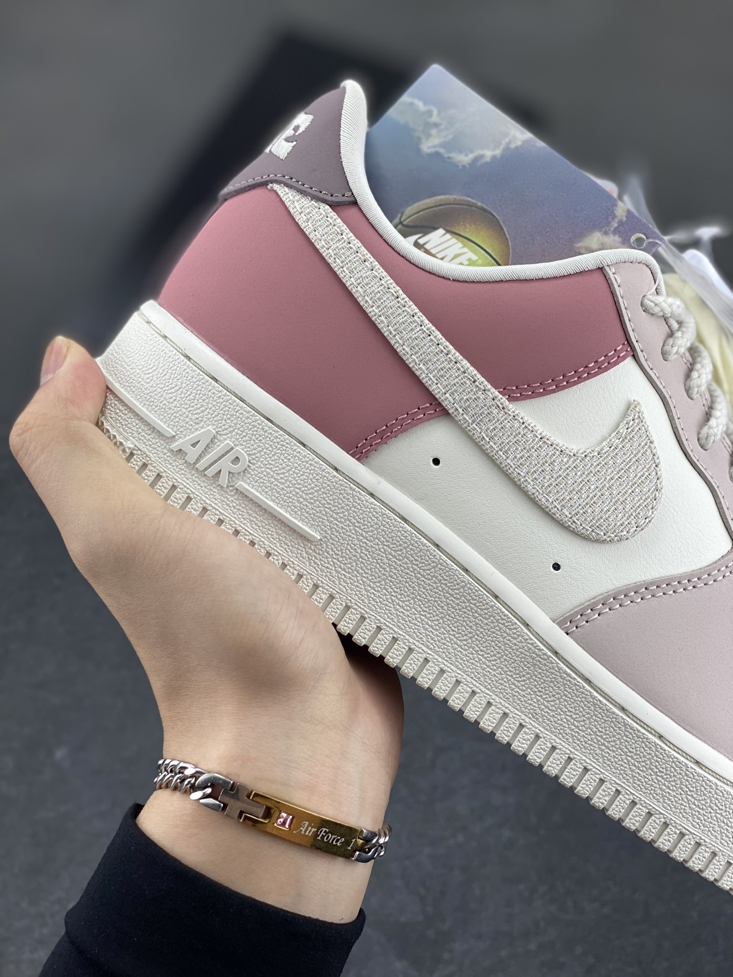 图片[6]-HY版本💯 Air Force 1 Nike Low 白蓝灰 原楦头原纸板 打造纯正空军版型 专注外贸渠道 全掌内置蜂窝气垫 #原盒配件 原厂中底钢印、拉帮完美 货号：IB8874-111 尺码：35.5 36 36.5 37.5 38 38.5 39 40 40.5 41 42 42.5 43-选品中心