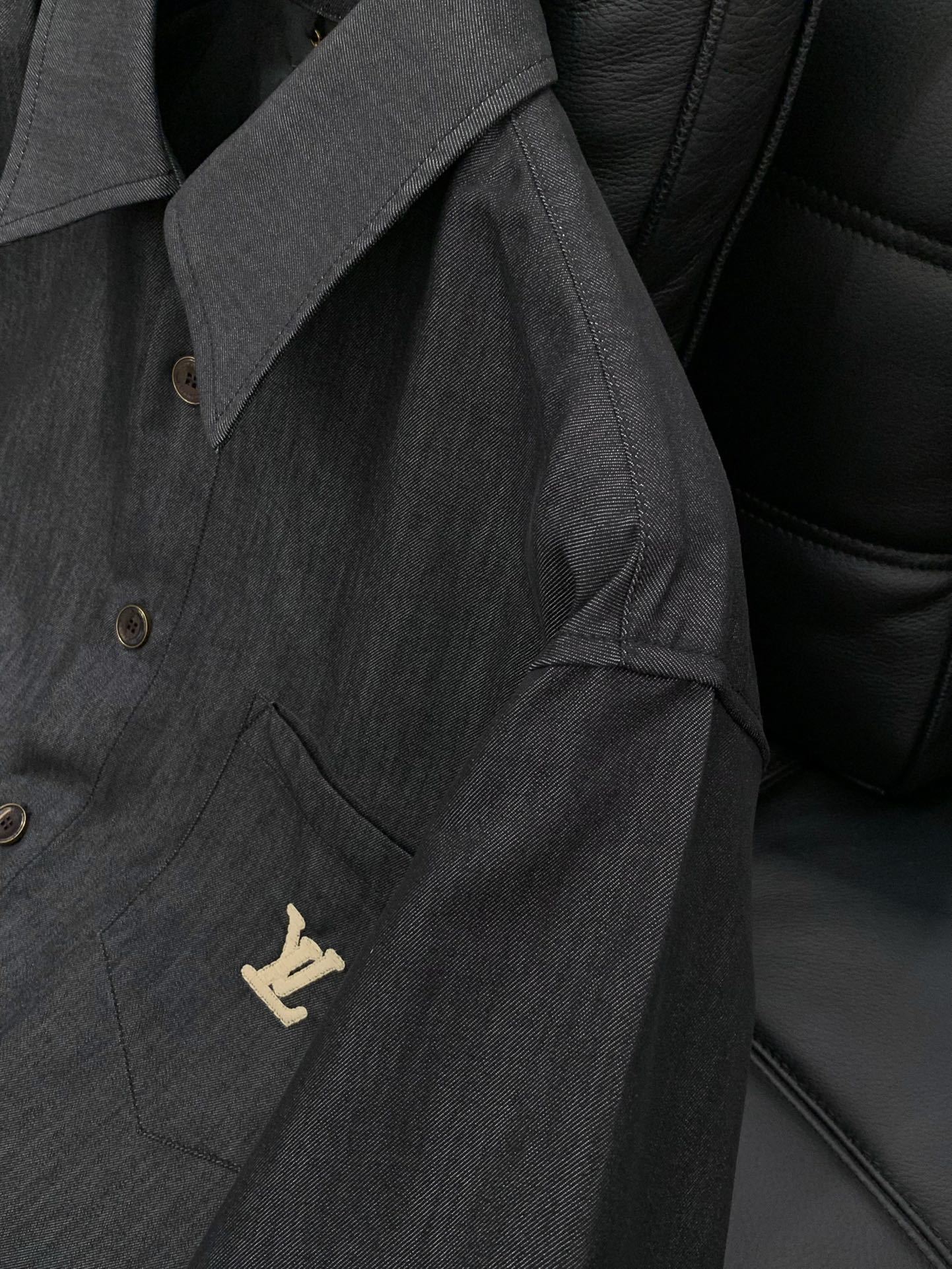 衣服,短裤,LouisVuitton 路易威登,2025夏季最新款,专柜同步有售,原单狠货,时尚休闲套装