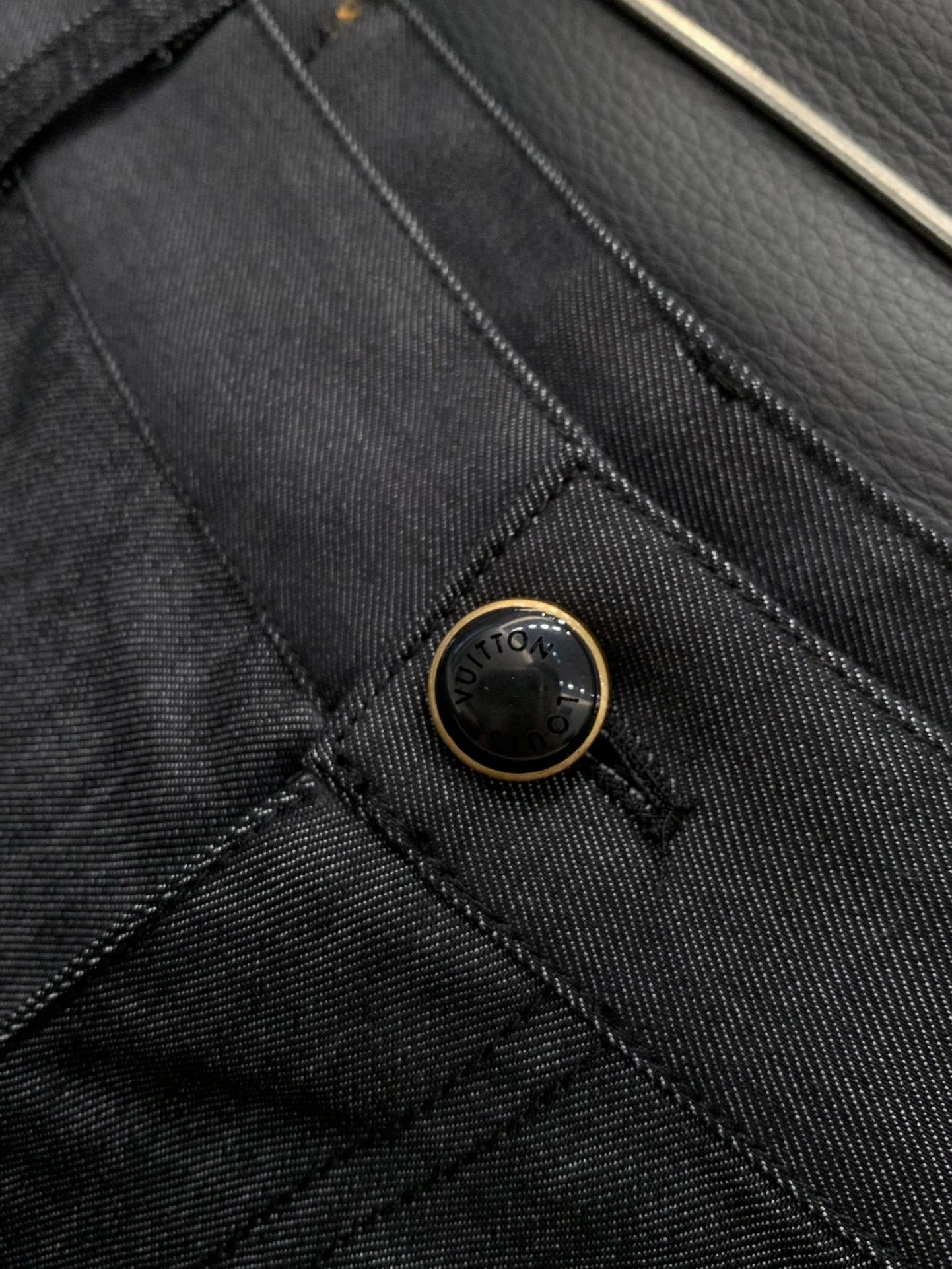 衣服,短裤,LouisVuitton 路易威登,2025夏季最新款,专柜同步有售,原单狠货,时尚休闲套装