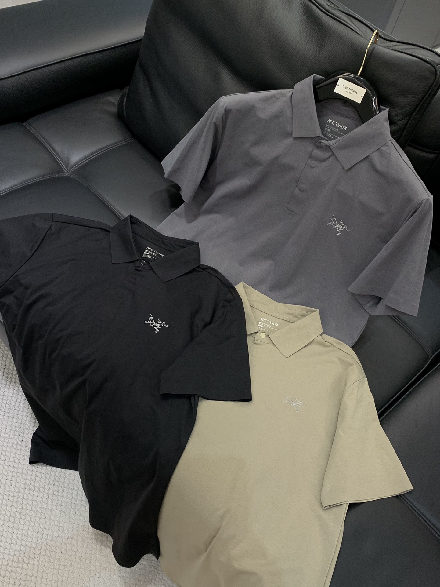 ，ARCTERYX 始祖鸟，2025夏季AW新品，时尚休闲翻领短袖T恤，专柜同步有售，原单狠货，进口原版