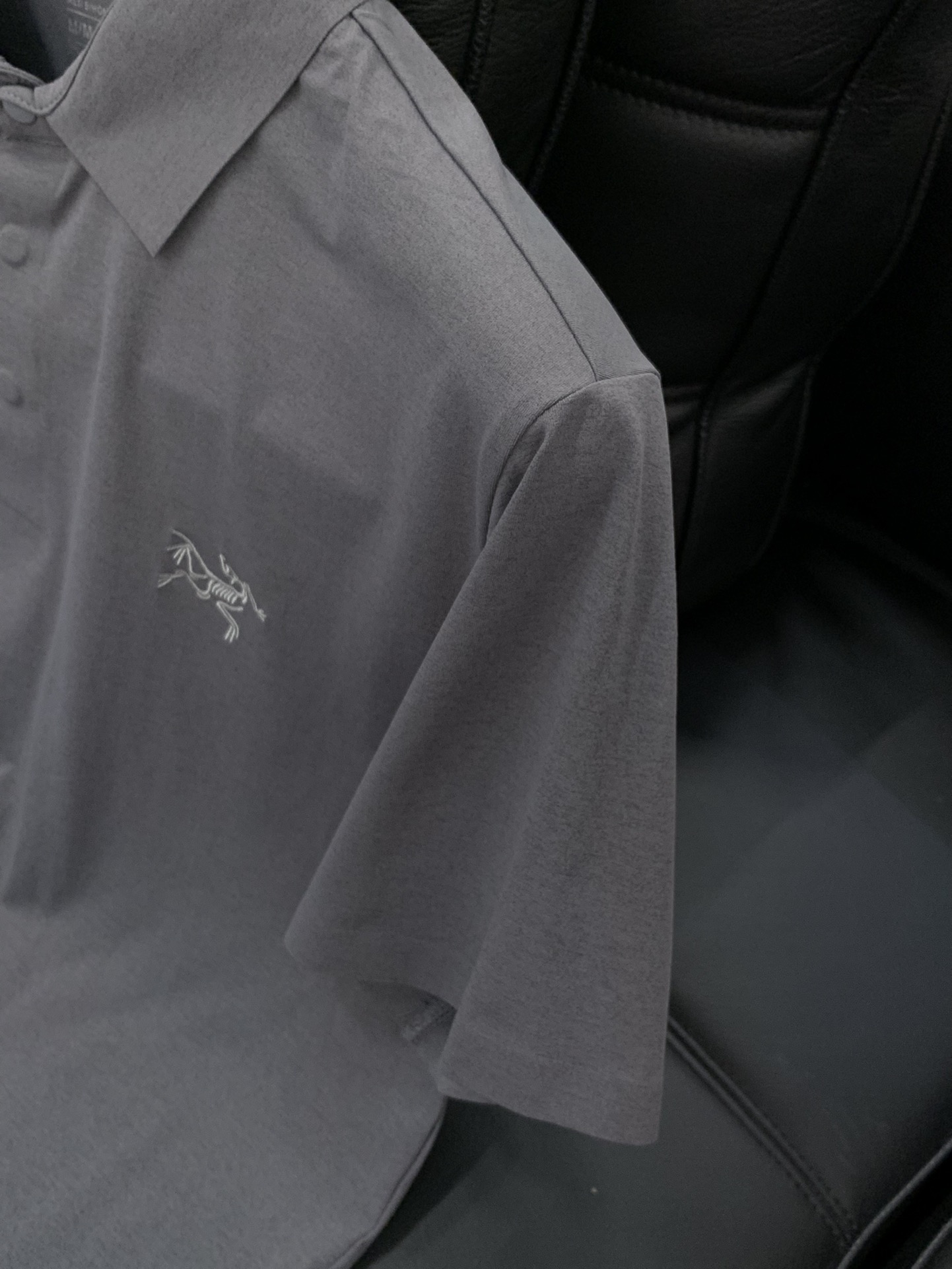 ，ARCTERYX 始祖鸟，2025夏季AW新品，时尚休闲翻领短袖T恤，专柜同步有售，原单狠货，进口原版