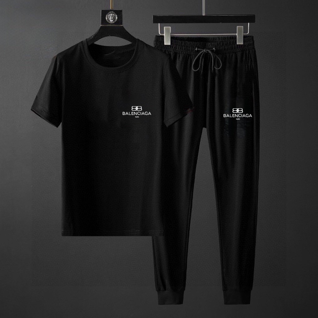 Balenciaga BALENCIAGA 巴黎世家 (胖子福音) 2025 世界知名奢侈品牌