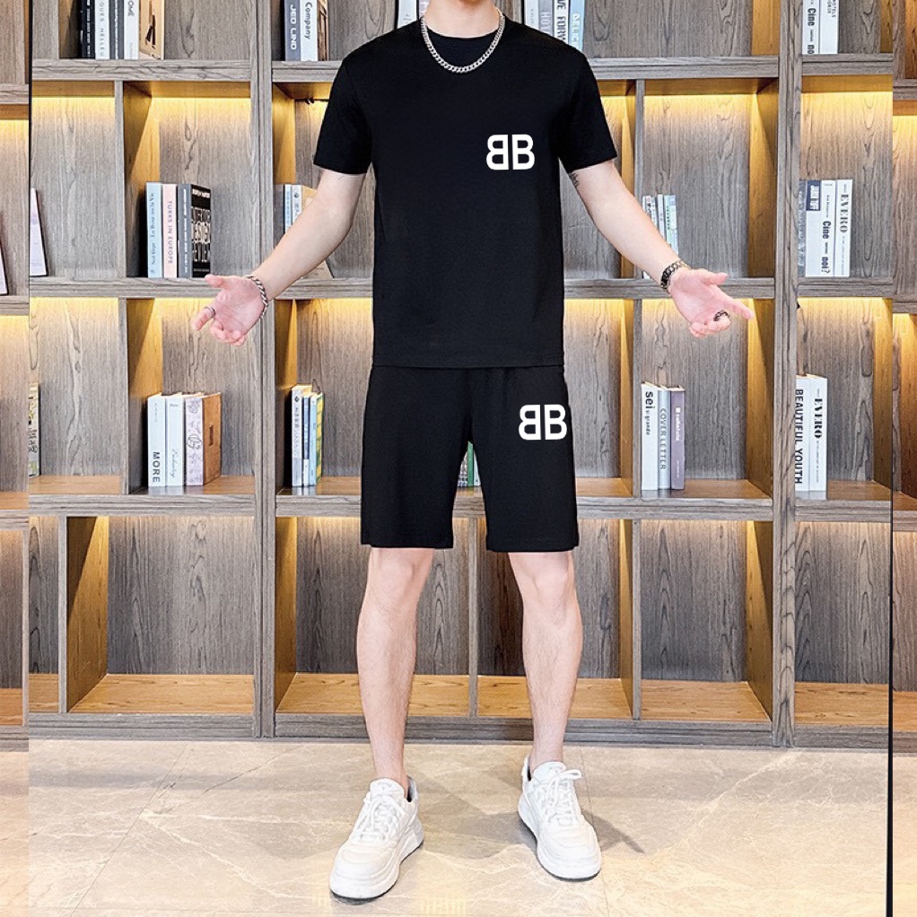 Balenciaga 品牌【BALENCIAGA 巴黎世家】 2025新款男士短袖短裤套装 销售 市面高端版本 手感细腻柔软 让你穿着更加舒适 立体裁剪版型超赞 尺码:M-5XL下单请报身高体重
