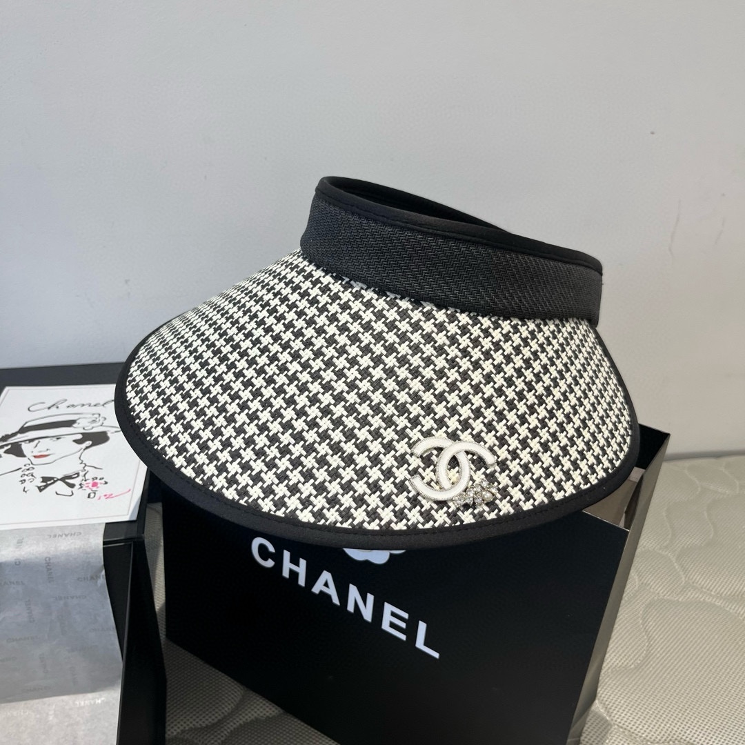 NO:351637,Chanel Chanel empty top sun hat hat straw hat fisherman hat baseball hat, hat, chanel, chanel, espadrilles, hatsChanel香奈儿空顶遮阳帽帽子草帽渔夫帽棒球帽,帽子,chanel,chanel,espadrilles,hats,hat