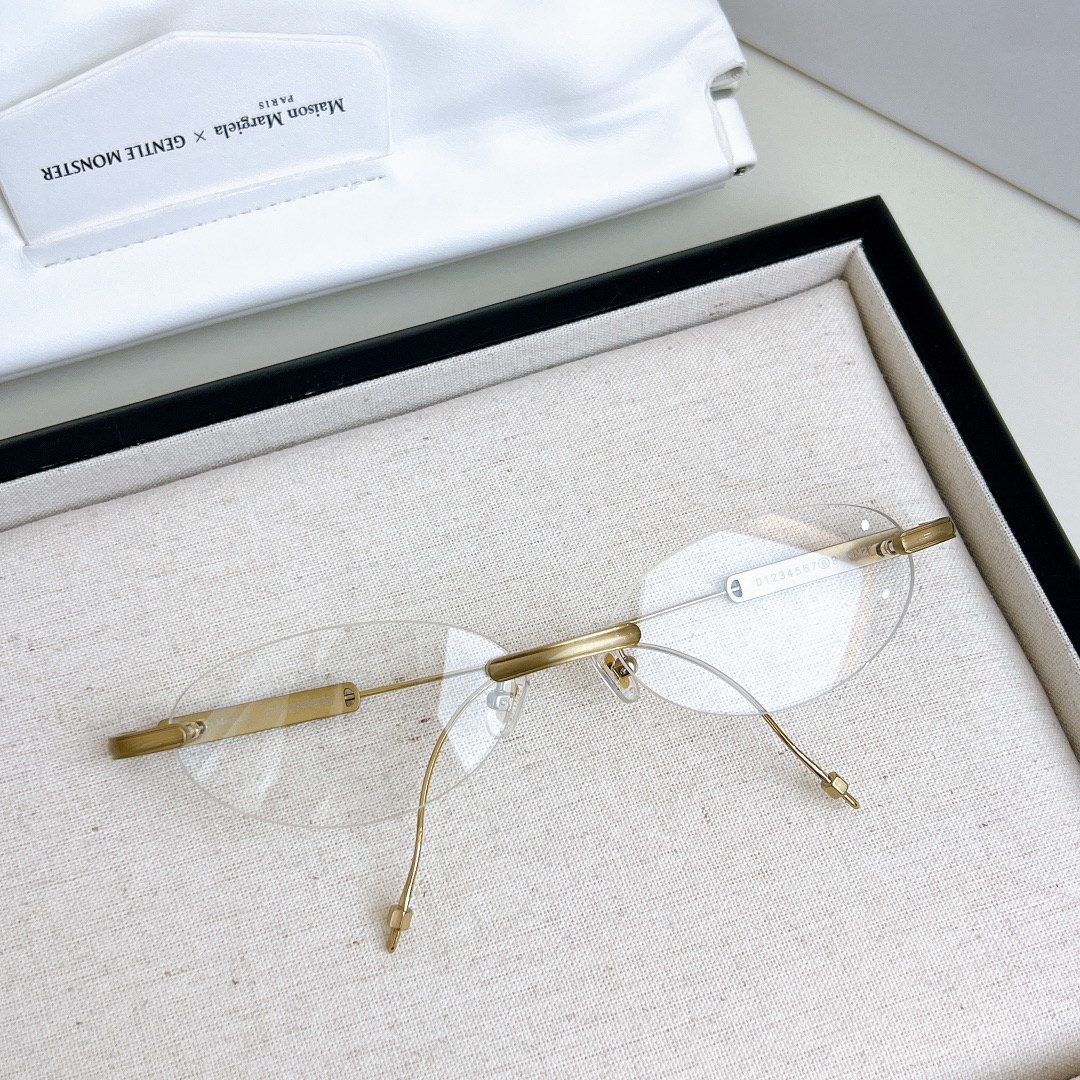  zP开模 纯钛TITANIUM
Maison Margiela x Gentle Monster
MO