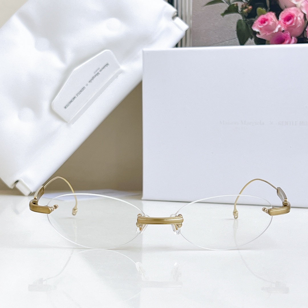  zP开模 纯钛TITANIUM
Maison Margiela x Gentle Monster
MO