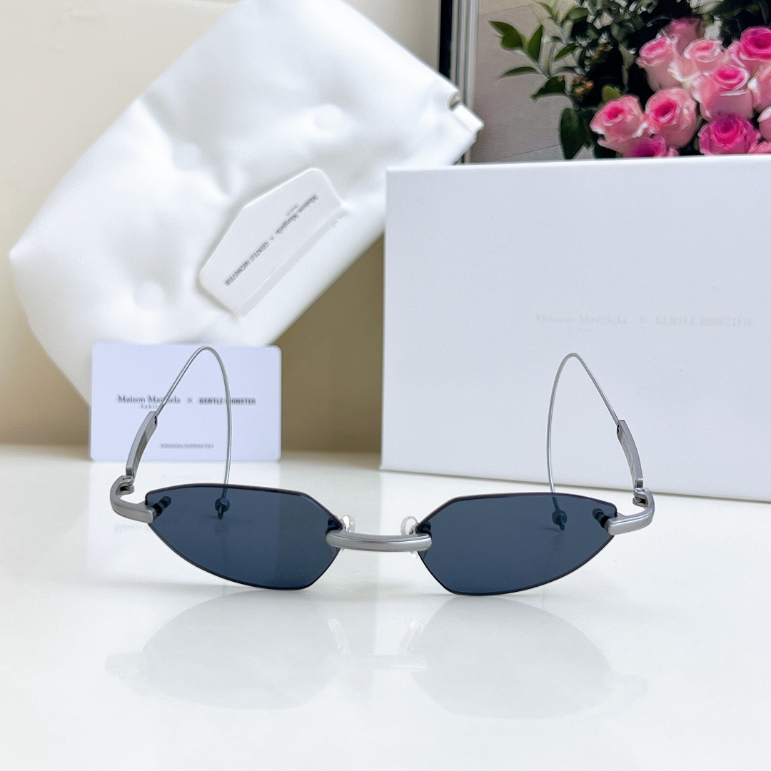  zP开模 纯钛TITANIUM
Maison Margiela x Gentle Monster
MO