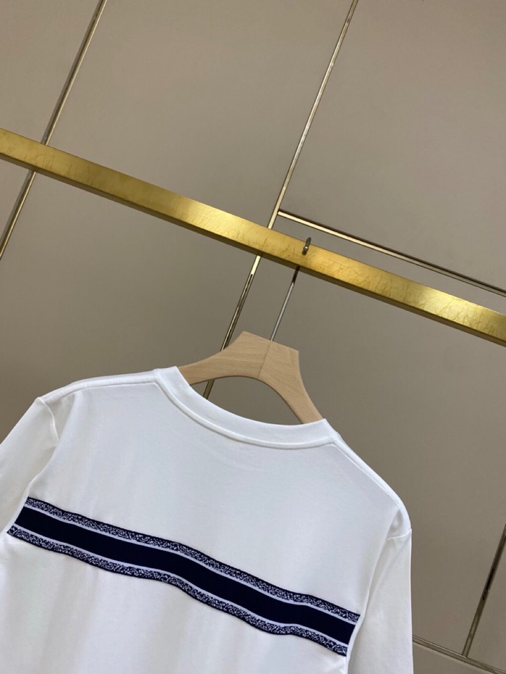 🔥Dior 迪奥2025春夏/SS 柔性莫代尔CD小蜜蜂短袖圆领T恤，简约时尚T恤单品，采用独家精心定制